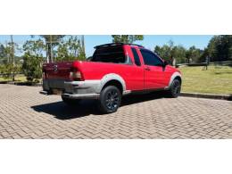 FIAT - STRADA - 2010/2011 - Vermelha - R$ 43.900,00