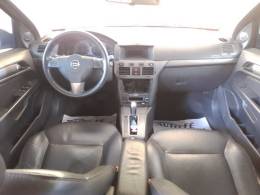 CHEVROLET - VECTRA - 2007/2008 - Vermelha - R$ 37.900,00
