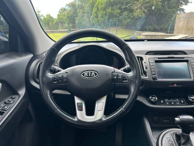 KIA MOTORS - SPORTAGE - 2013/2014 - Preta - R$ 89.900,00