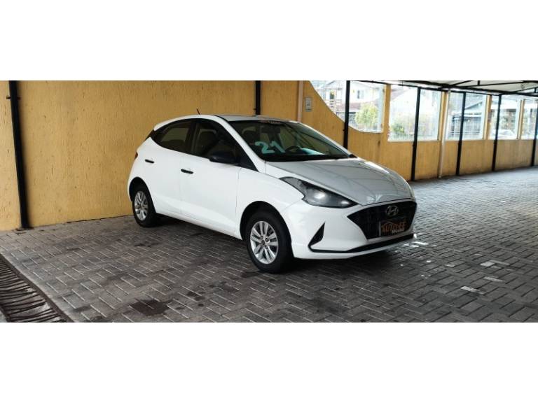 HYUNDAI - HB20 - 2021/2021 - Branca - R$ 61.900,00