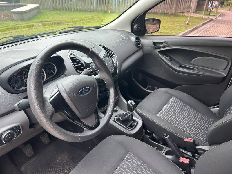 FORD - KA + - 2018/2018 - Branca - R$ 48.900,00