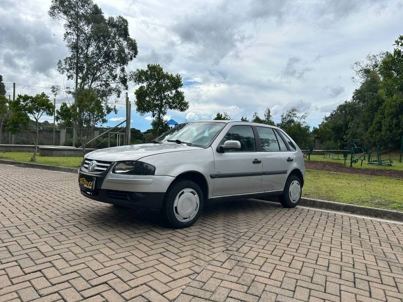VOLKSWAGEN - GOL - 2008/2008 - Prata - R$ 32.900,00