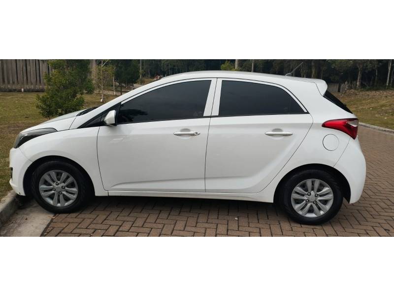 HYUNDAI - HB20 - 2013/2013 - Branca - R$ 47.900,00