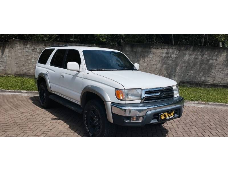 TOYOTA - HILUX SW4 - 2001/2001 - Branca - R$ 74.900,00