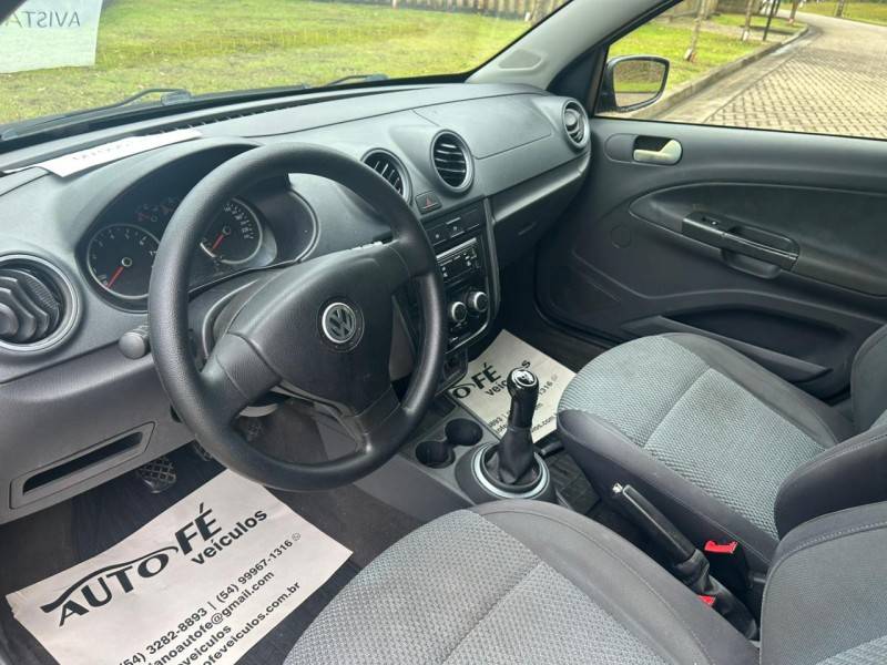 VOLKSWAGEN - GOL - 2010/2011 - Preta - R$ 35.900,00