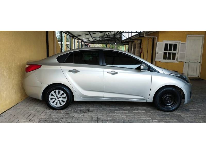 HYUNDAI - HB20S - 2015/2015 - Prata - R$ 59.900,00