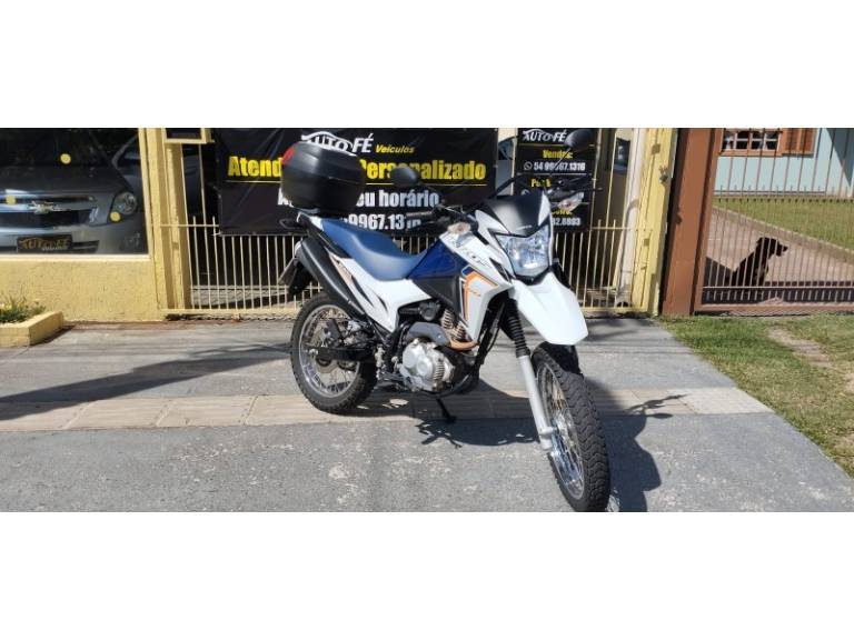 HONDA - NXR 160 - 2023/2024 - Branca - R$ 25.900,00