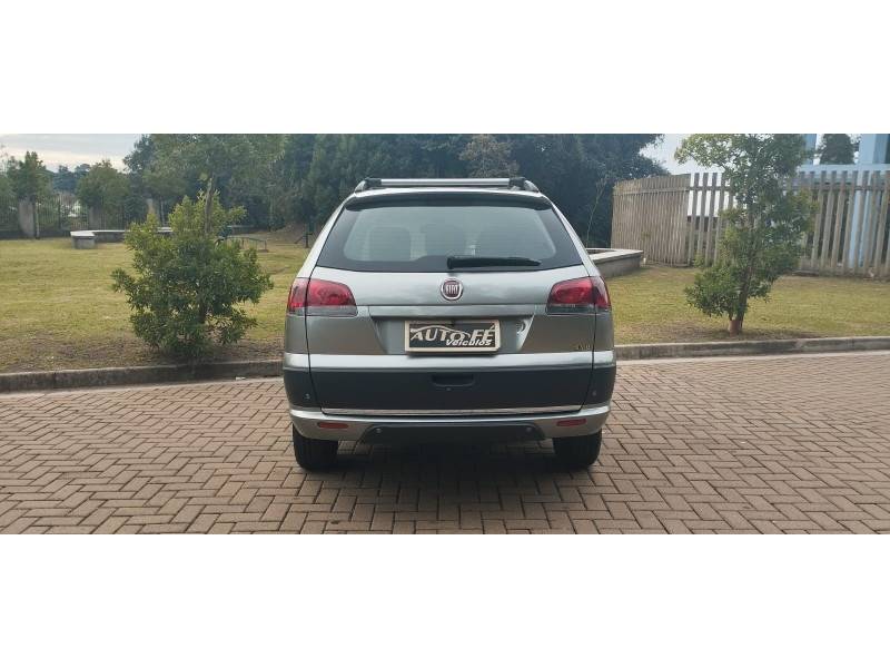 FIAT - PALIO - 2014/2015 - Cinza - R$ 46.900,00