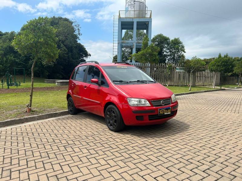 FIAT - IDEA - 2006/2007 - Vermelha - R$ 29.900,00