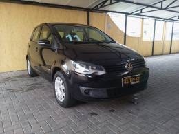 VOLKSWAGEN - FOX - 2010/2011 - Preta - R$ 36.900,00