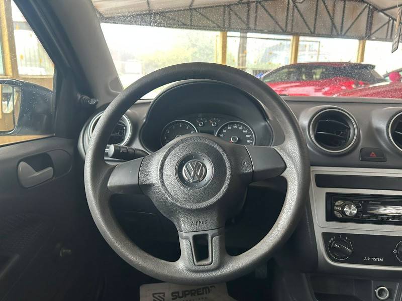 VOLKSWAGEN - GOL - 2015/2015 - Prata - R$ 39.900,00