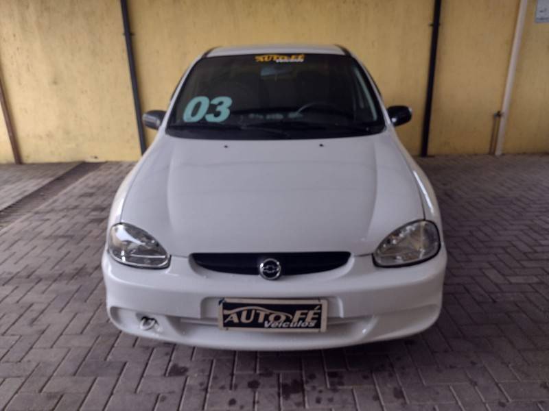 CHEVROLET - CORSA - 2002/2003 - Branca - R$ 19.900,00