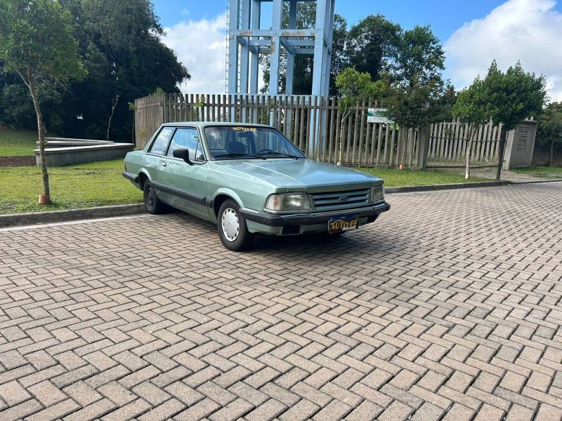 FORD - DEL REY - 1988/1989 - Verde - R$ 8.900,00