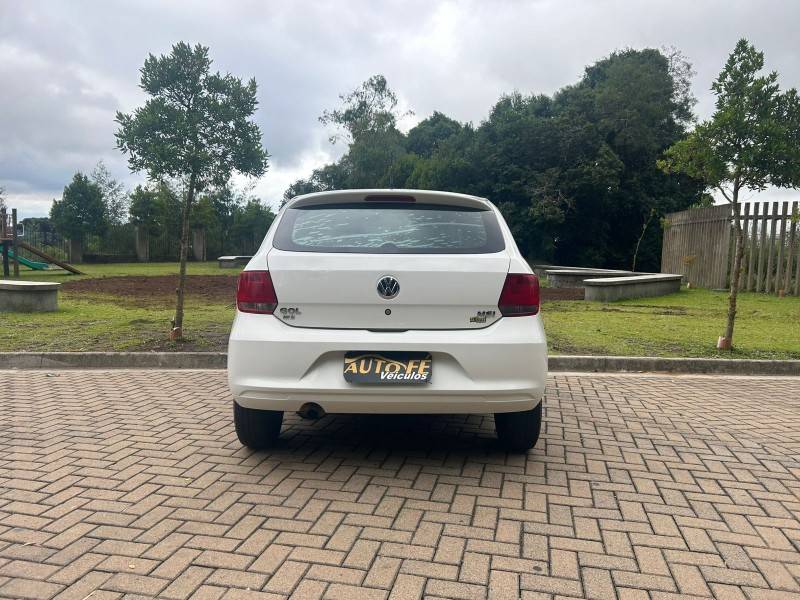VOLKSWAGEN - GOL - 2014/2015 - Branca - R$ 44.900,00