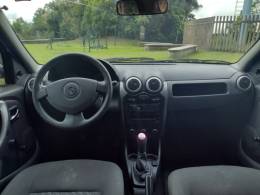 RENAULT - LOGAN - 2013/2013 - Prata - R$ 29.900,00