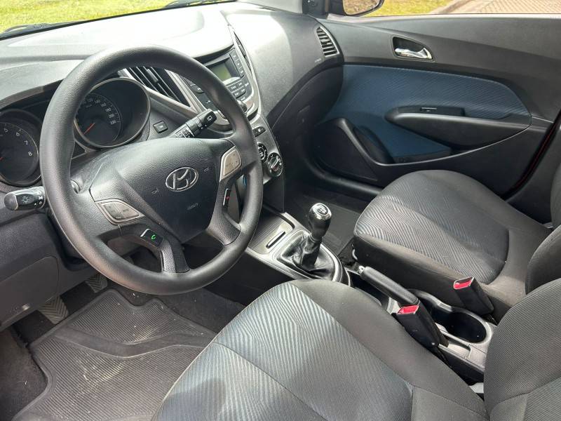 HYUNDAI - HB20 - 2014/2015 - Vermelha - R$ 58.900,00
