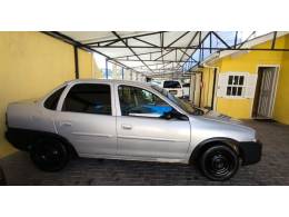 CHEVROLET - CORSA - 2001/2002 - Prata - R$ 19.900,00