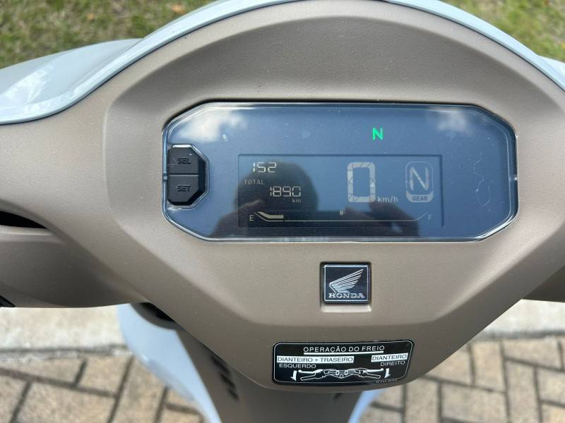 HONDA - BIZ 125 - 2024/2025 - Branca - R$ 19.990,00