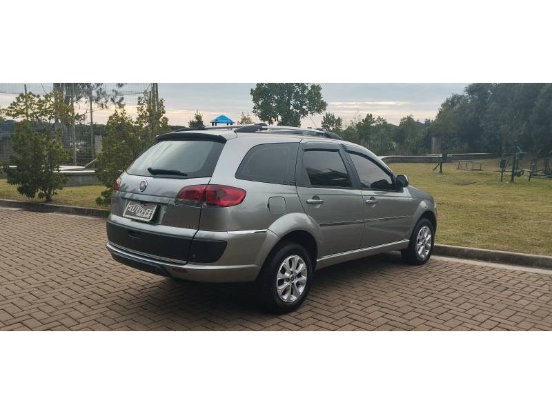 FIAT - PALIO - 2014/2015 - Cinza - R$ 46.900,00