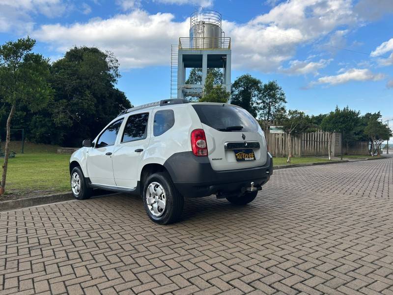 RENAULT - DUSTER - 2014/2015 - Branca - R$ 59.900,00