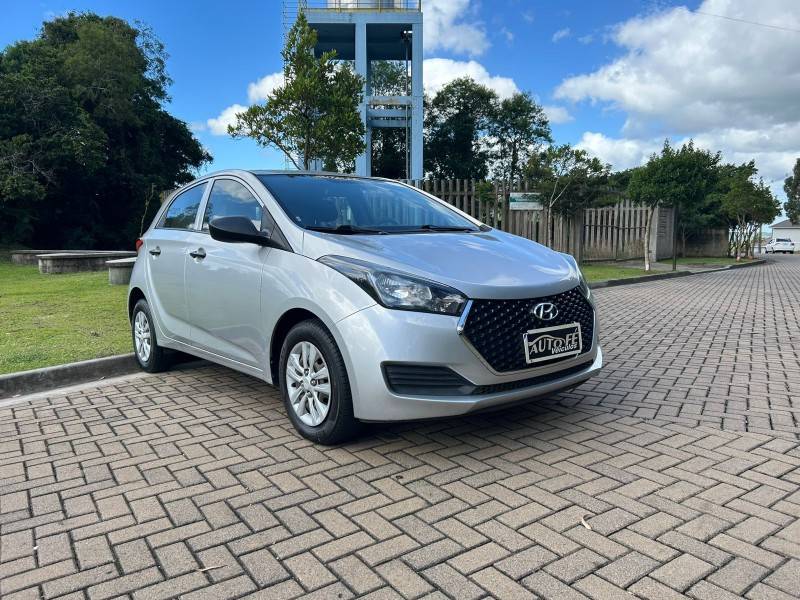 HYUNDAI - HB20 - 2018/2019 - Prata - R$ 59.900,00