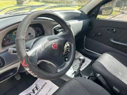 FIAT - PALIO - 2010/2011 - Branca - R$ 32.900,00