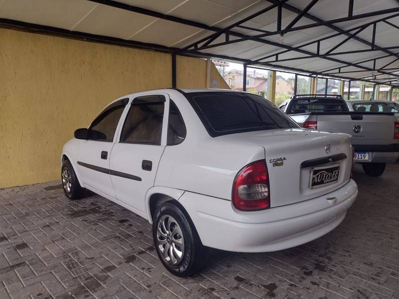 CHEVROLET - CORSA - 2002/2003 - Branca - R$ 19.900,00