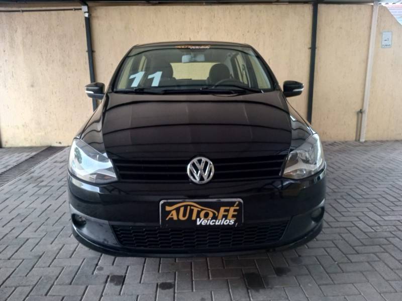 VOLKSWAGEN - FOX - 2010/2011 - Preta - R$ 36.900,00