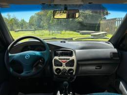 FIAT - PALIO - 2003/2003 - Vermelha - R$ 21.900,00