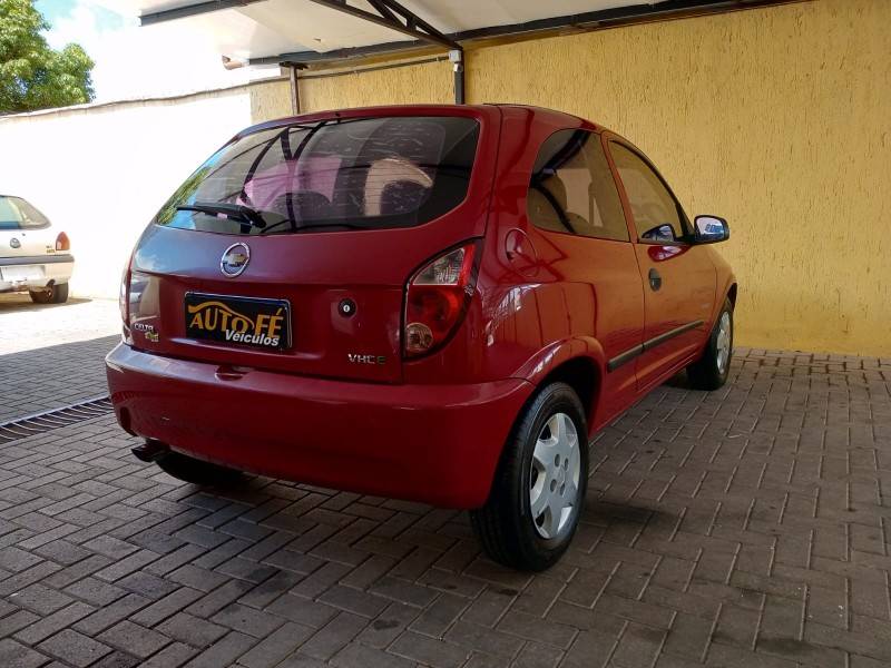 CHEVROLET - CELTA - 2009/2009 - Vermelha - R$ 24.900,00