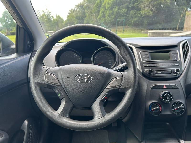 HYUNDAI - HB20 - 2018/2019 - Prata - R$ 59.900,00