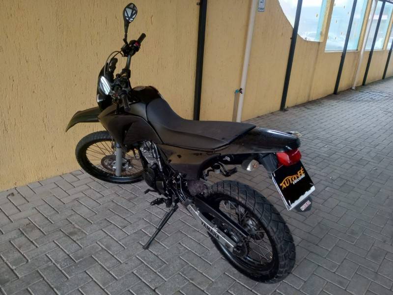 YAMAHA - XTZ 250 - 2018/2019 - Preta - R$ 24.600,00