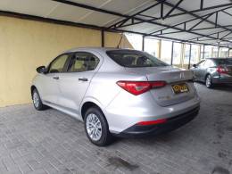 FIAT - CRONOS - 2022/2023 - Prata - R$ 72.900,00