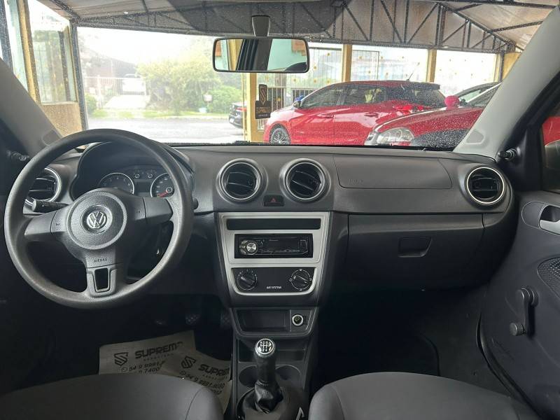 VOLKSWAGEN - GOL - 2015/2015 - Prata - R$ 39.900,00