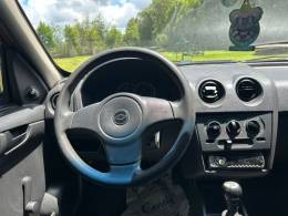 CHEVROLET - CELTA - 2009/2009 - Vermelha - R$ 25.900,00