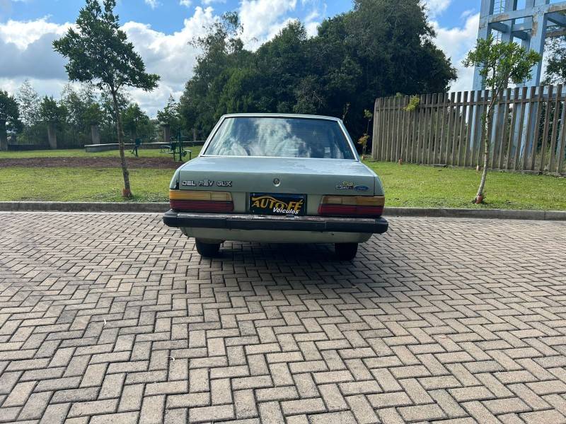 FORD - DEL REY - 1988/1989 - Verde - R$ 8.900,00