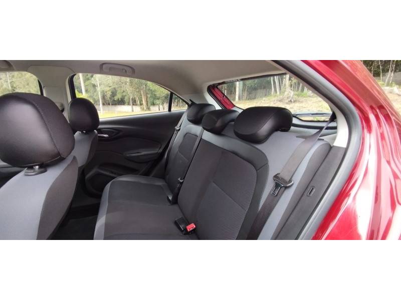 CHEVROLET - ONIX - 2018/2019 - Vermelha - R$ 71.900,00