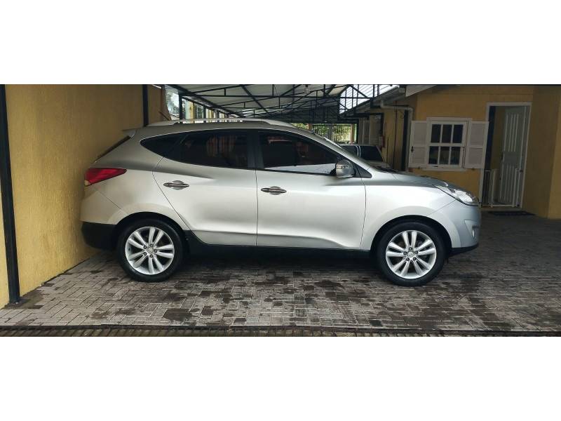 HYUNDAI - IX35 - 2012/2013 - Prata - R$ 71.900,00