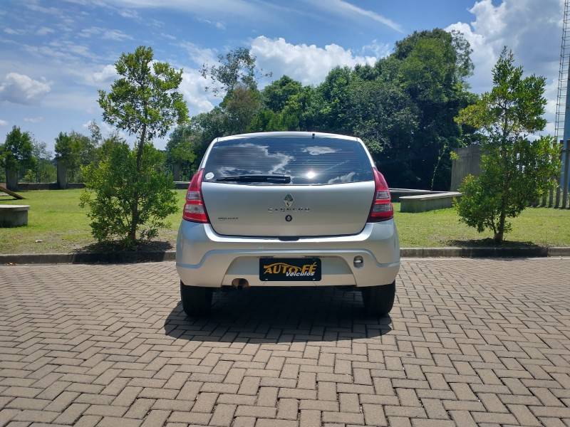 RENAULT - SANDERO - 2012/2013 - Prata - R$ 37.900,00