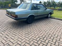 FORD - DEL REY - 1988/1989 - Verde - R$ 8.900,00