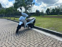 HONDA - BIZ 125 - 2024/2025 - Branca - R$ 19.990,00