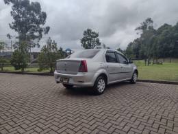 RENAULT - LOGAN - 2013/2013 - Prata - R$ 29.900,00