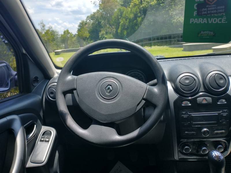 RENAULT - SANDERO - 2012/2013 - Prata - R$ 37.900,00