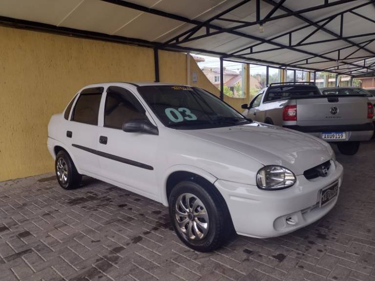 CHEVROLET - CORSA - 2002/2003 - Branca - R$ 19.900,00