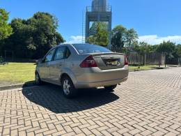 FORD - FIESTA - 2006/2007 - Prata - R$ 27.900,00