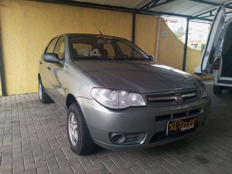 FIAT - PALIO - 2013/2014 - Cinza - R$ 34.900,00